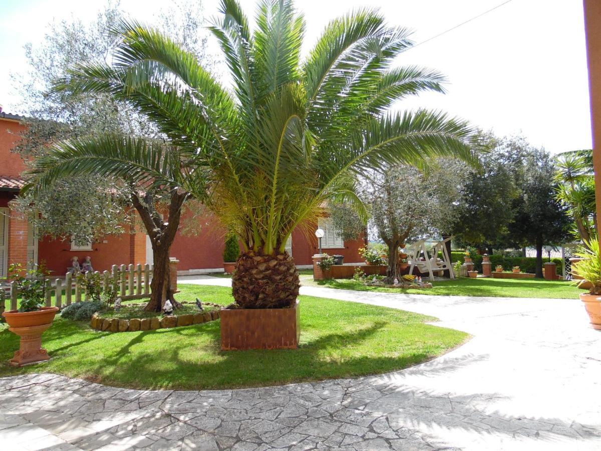 מרסיליאנה Agriturismo Galeazzi מראה חיצוני תמונה