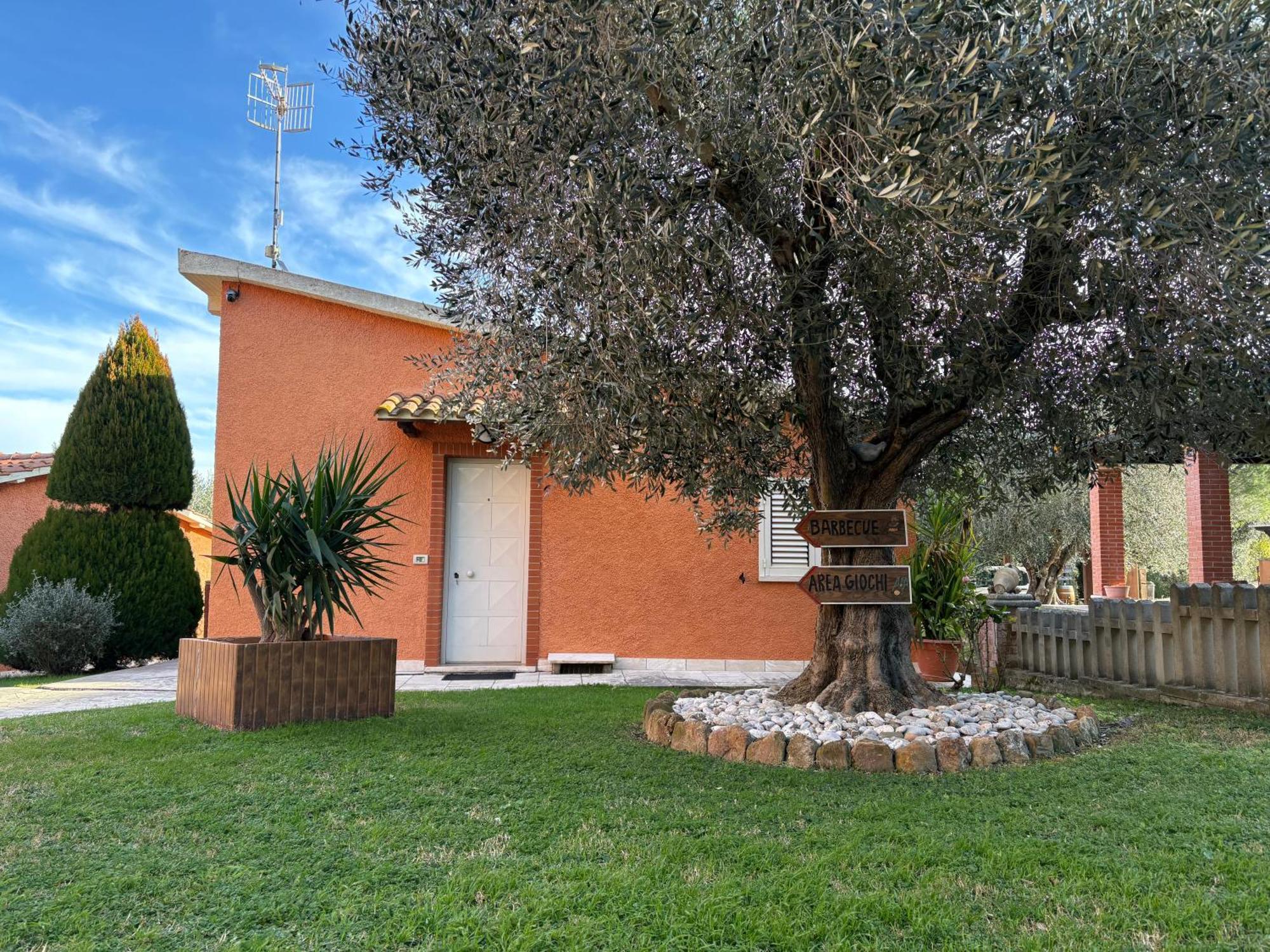 מרסיליאנה Agriturismo Galeazzi מראה חיצוני תמונה