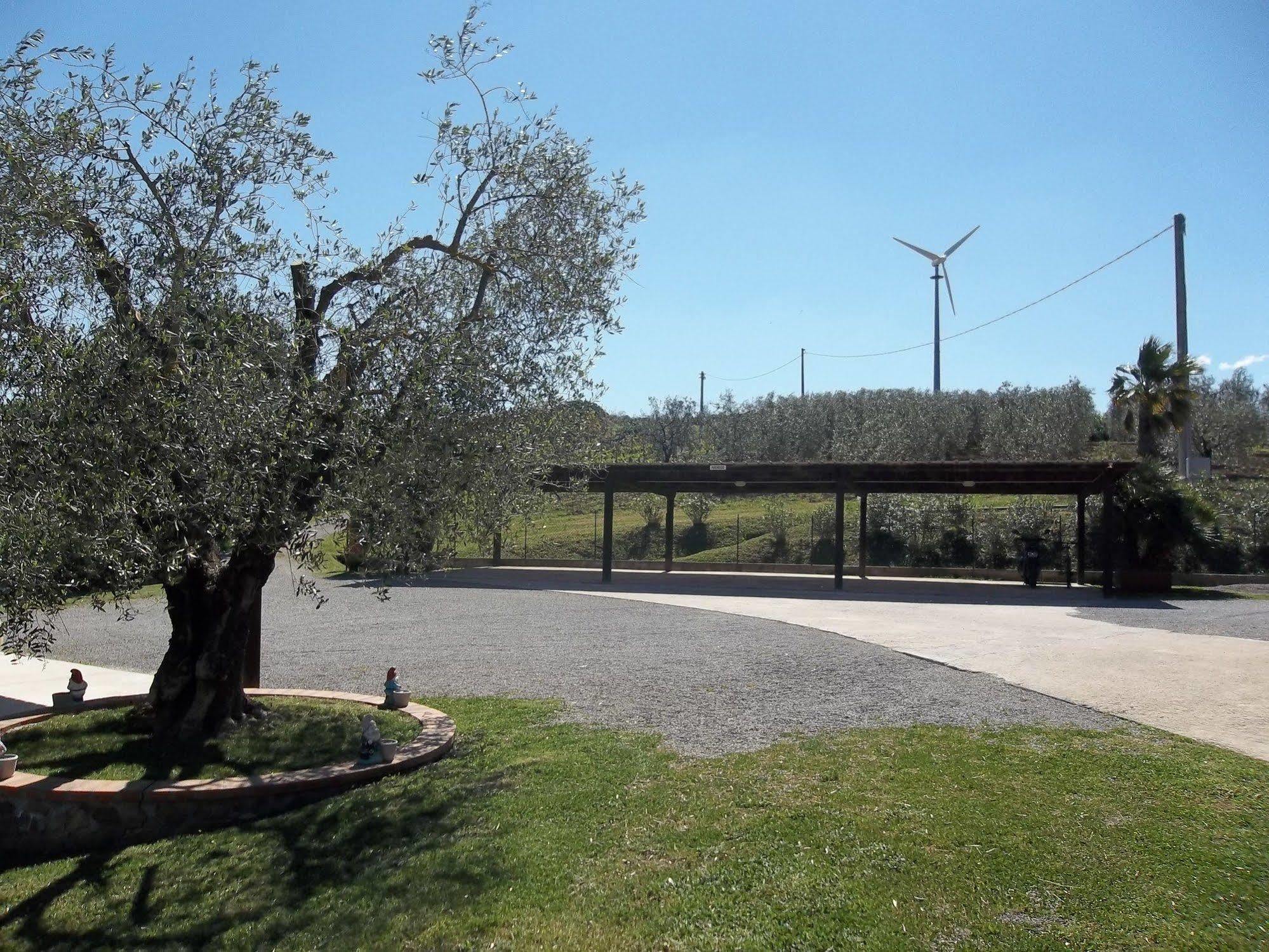 מרסיליאנה Agriturismo Galeazzi מראה חיצוני תמונה
