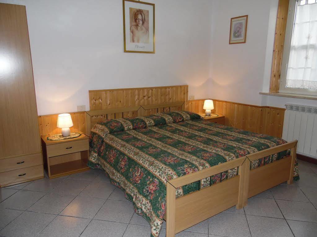 מרסיליאנה Agriturismo Galeazzi מראה חיצוני תמונה
